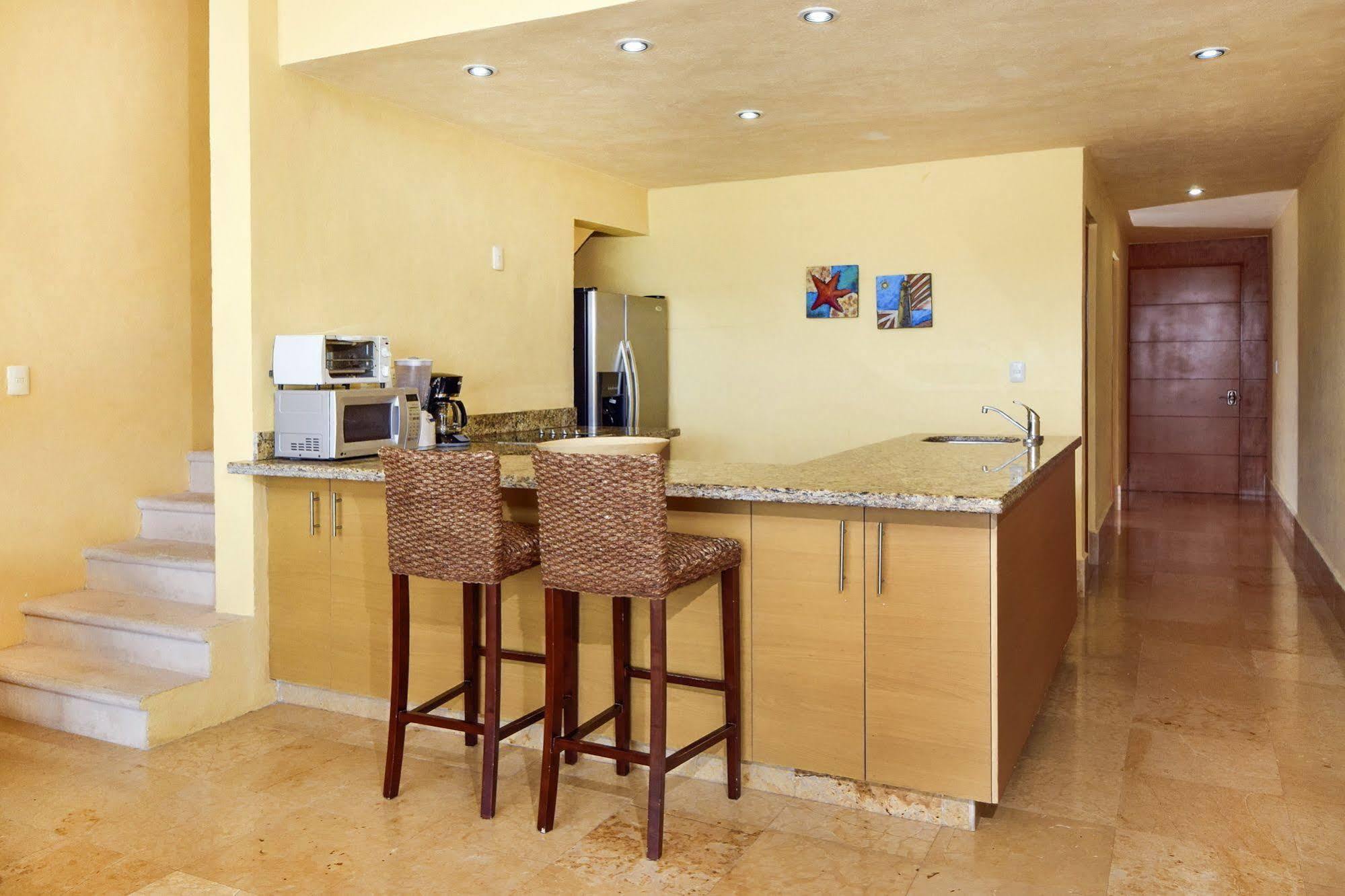 Ocean Plaza Condos Playa del Carmen Exterior photo