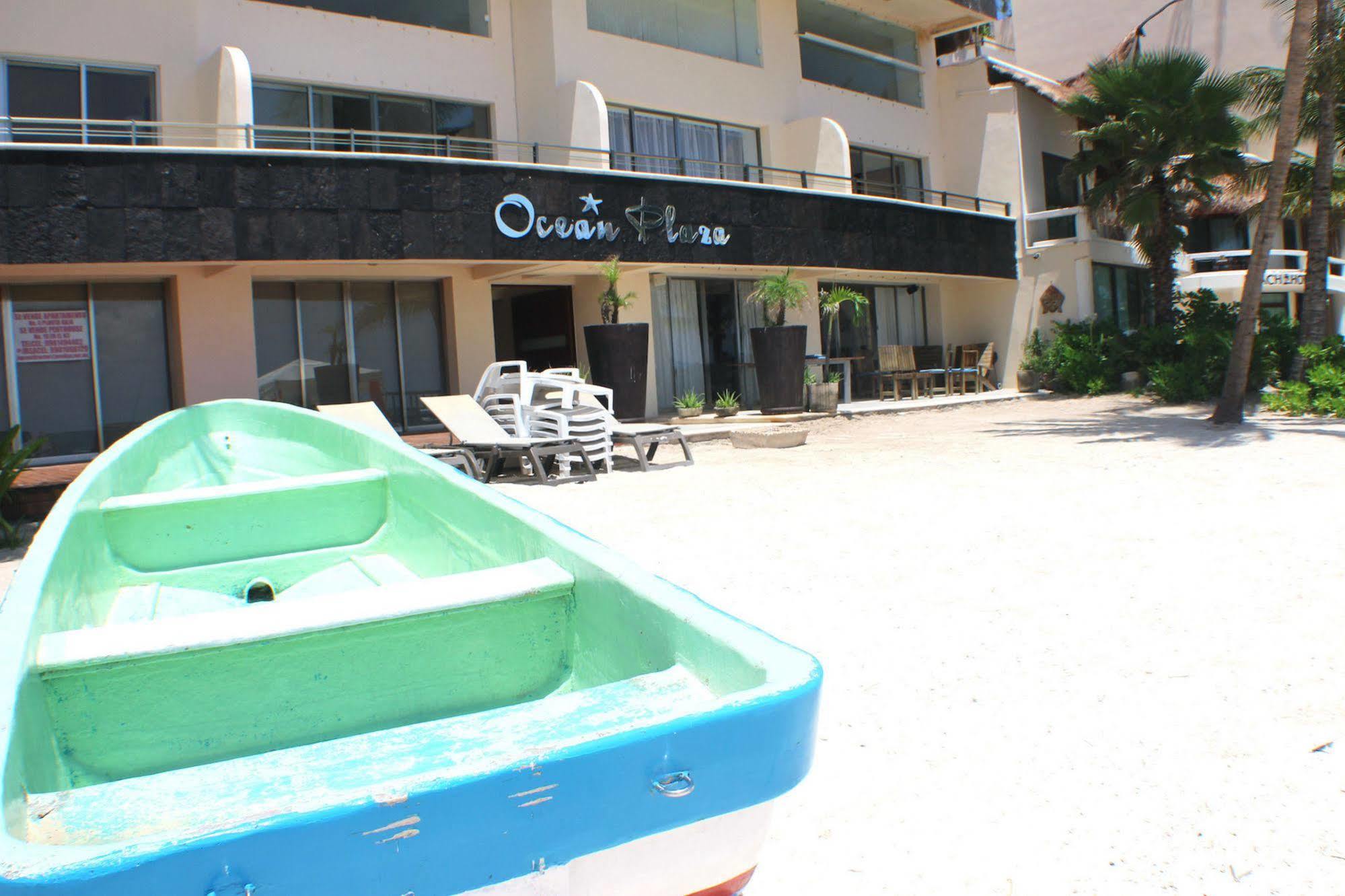 Ocean Plaza Condos Playa del Carmen Exterior photo
