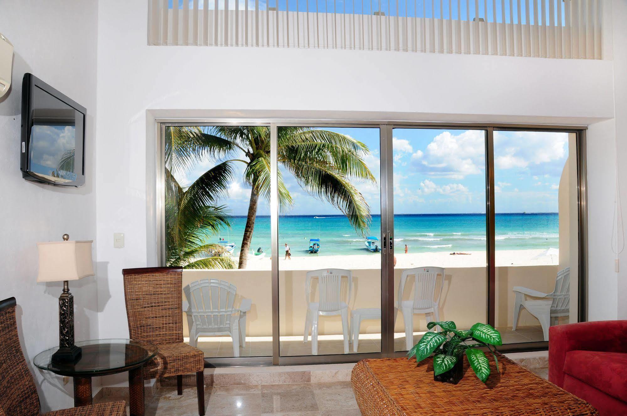 Ocean Plaza Condos Playa del Carmen Exterior photo